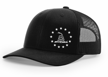 Load image into Gallery viewer, Don&#39;t Tread On Me Snapback Hat
